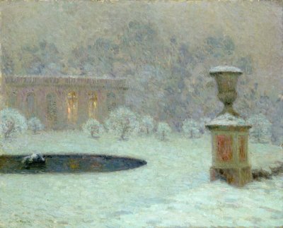 Der Trianon im Schnee, ca. 1905 von Henri Eugene Augustin Le Sidaner